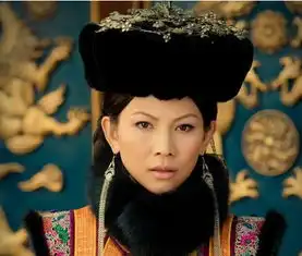 蔡少芬饰演哲哲
