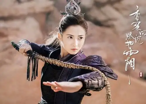 她是唐嫣手中的王牌,从群演到当红女一号,被称下个赵丽颖