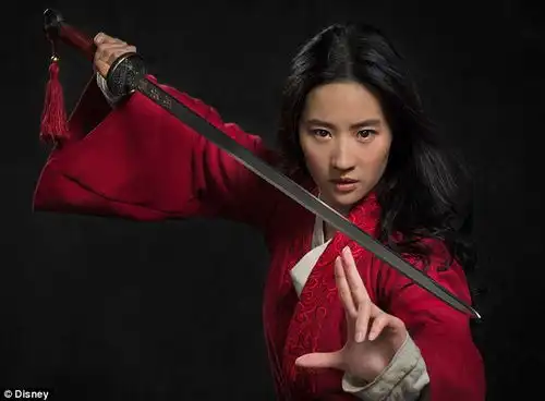 花木兰开拍迪士尼发布刘亦菲剧照