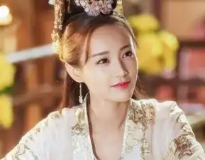 娱乐圈最百变的脸,出道4年主演12部剧,年龄却非常神秘