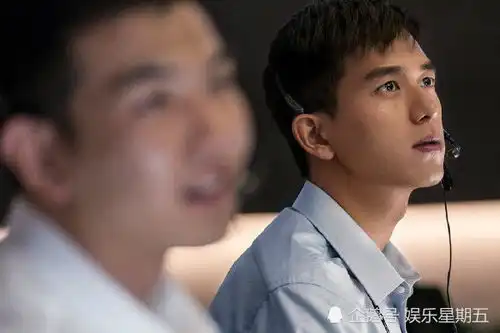 中国机长李现在作品中的一句台词,成为直男告白的开场白
