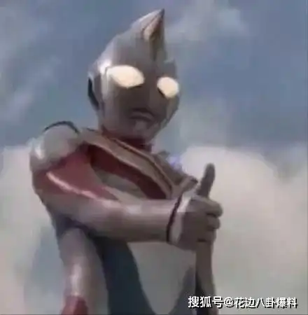 云裳传上自视甚美靠整容傍金主耍心机逼退情敌的当红小花