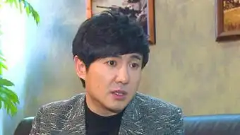 小吃摊老板10万投资夏洛特烦恼赚到500多万,激动到住院
