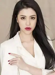 你说你认不出现在的柳岩,我想你更认不出现在的葛天