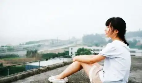 好心帮闺蜜介绍男友,没想到男方却喜欢上了我