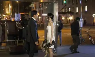 谢霆锋高圆圆浪漫拥吻男神女神深情画面美极了
