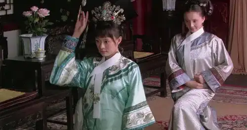 在男尊女卑的封建社会,为何行礼时男子要跪拜,女子却不用
