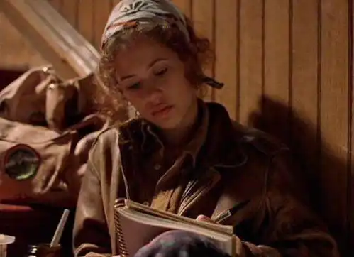 她被称为奇迹女孩,父母染上毒瘾,她流浪数年翻盘成哈佛博士