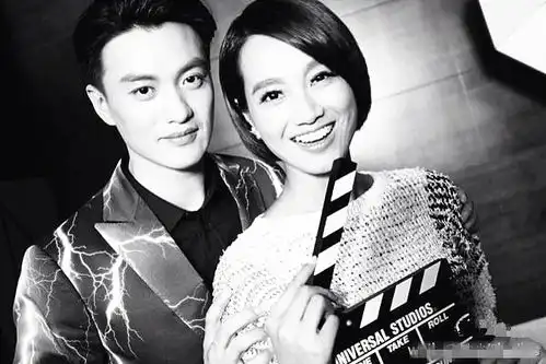 吐槽大会贺军翔有颜有才是真的,那么和异性朋友过度亲密呢