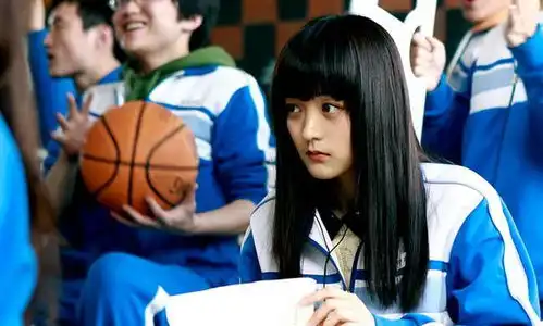 被迫成名何泓姗因恋上电竞罗志祥,遭网友抵制
