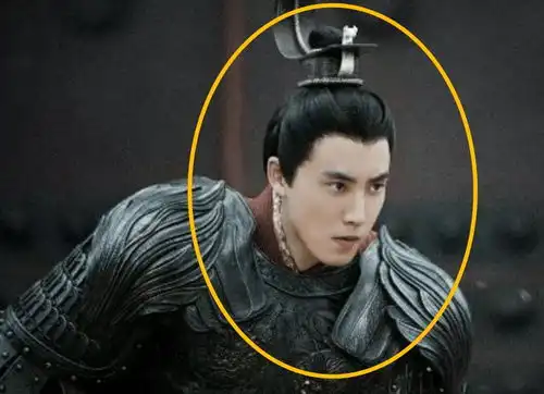 沉香如屑路透成毅造型变化很明显,余墨扮演者意外圈粉
