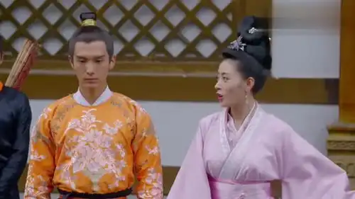 太子妃升职记灵儿掉水里,杨严英勇相救,接下来真是尴尬