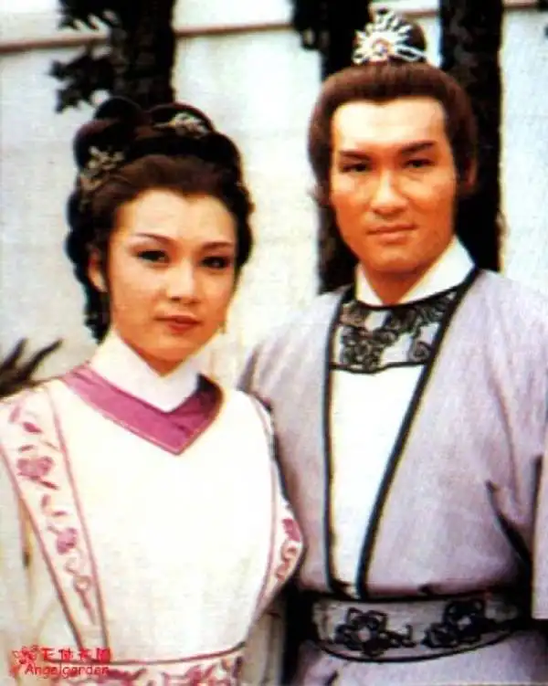 83版神雕黄蓉去世好友周润发梁家仁悼念