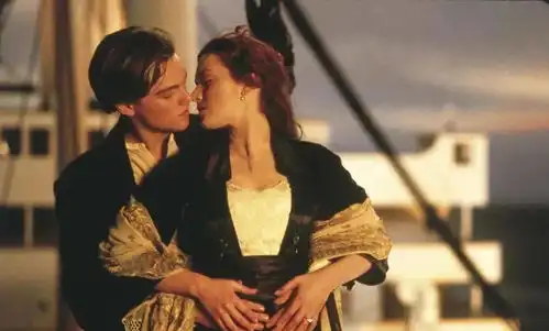 没和小李子谈过恋爱的外国超模,都不好意思在圈中混
