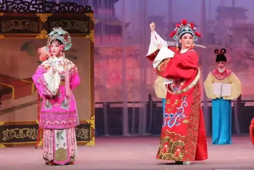 在中国大戏院,细数上海越剧院的锦瑟年华