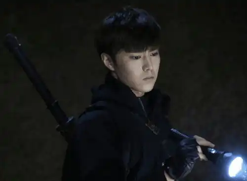 云顶天宫收官,铁三角没让人满意,刘学义却帅到了观众