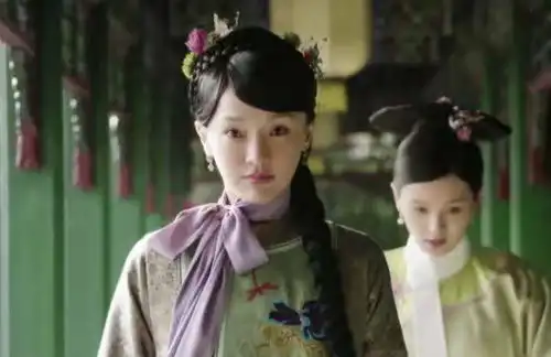 过了少女的年龄装扮少女,有人毫无违和感,有人却实在不敢恭维