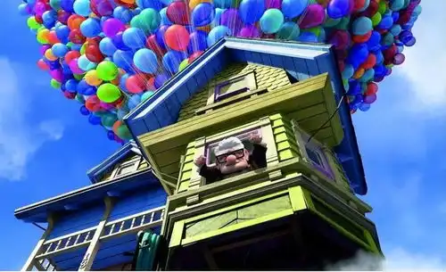 飞屋环游记这部电影最大的主题不是爱情和冒险,而是梦想