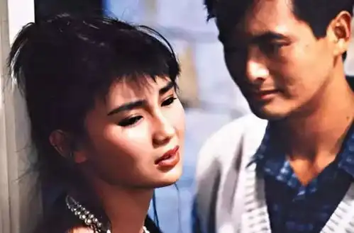 她是香港最具实力女星,演技征服众人,49岁面对质疑依然活出自我
