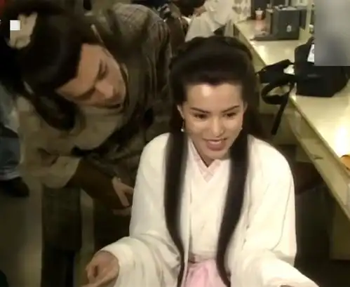 95版神雕侠侣晒珍贵花絮,古天乐与李若彤互动,被网友直呼好有爱