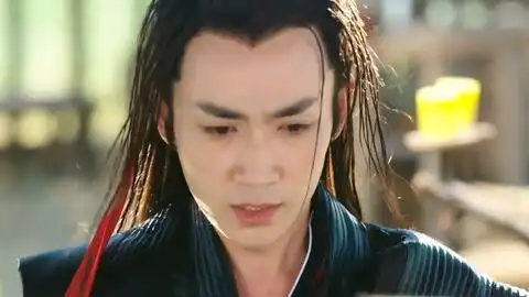 朱一龙在新边城浪子饰演的傅红雪第一次想放弃背负二十多年的仇恨名场面
