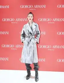 景甜瘦到臀围和大腿围一样粗,有了张继科现在的她太偏爱运动风