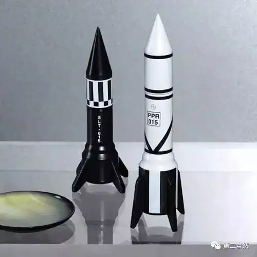 宇宙餐盘用一套餐具开启你的星际穿越
