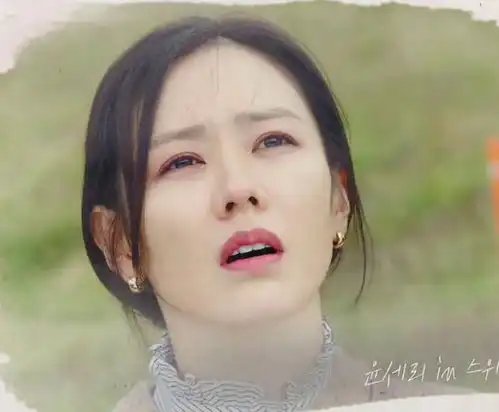 孙艺珍爱的迫降豪门女继承者,是怎么打扮的
