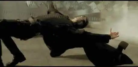 这个中国人是世界第一武指,曾指导电影黑客帝国中的武术动作