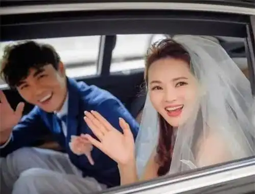 伊能静18岁儿子穿女装被网暴,是单亲家庭的影响还是个人爱好