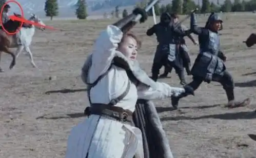 将夜穿帮镜头,现代人玩穿越,这是来英雄救美的么