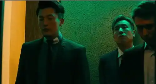 坚如磐石最终票房13亿,打了多少网友的脸,张艺谋又赌对了
