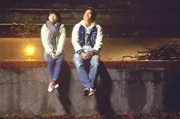 喜欢你,大概是我青春里做过最美好的事情
