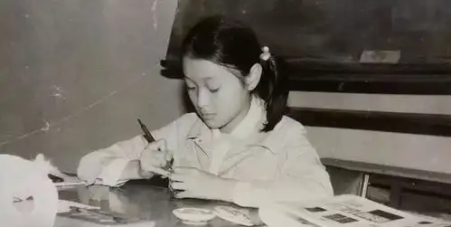 人淡如菊的吴越为何连续抽到王炸牌她可从不是傻白甜