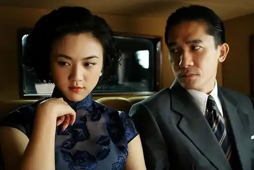 汤唯曾承认拍色戒时跟梁朝伟是真做,他很专业,不需要替身