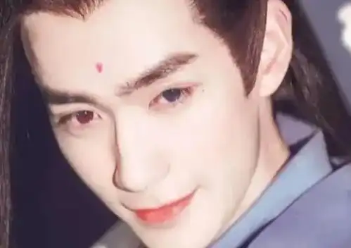 额头有花的古装造型,杨洋俊美,许凯霸气,看到朱一龙仙男下凡
