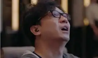 恋爱先生邹北业眼镜是什么牌子贵吗