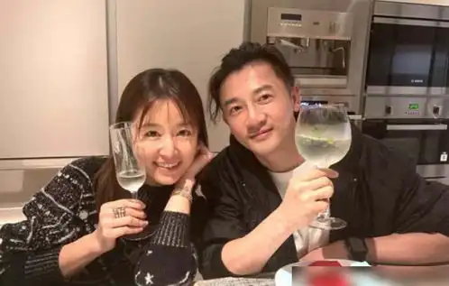 如萍,104岁生日快乐,想必你和杜飞已经儿孙满堂了吧
