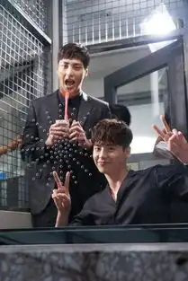 w片场花絮照公开演员们展现可爱面貌
