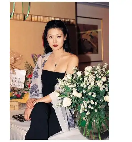 18年前陈宝莲跳楼,如今儿子被人欺负,盘点明星家庭还有哪些坑
