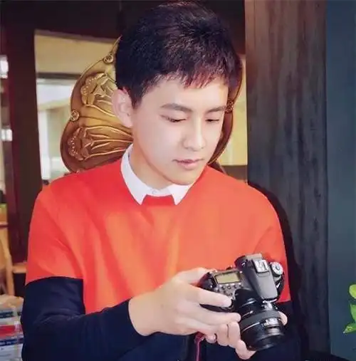 快乐星球童星现状有两位已经结婚,她的孩子都能打酱油了
