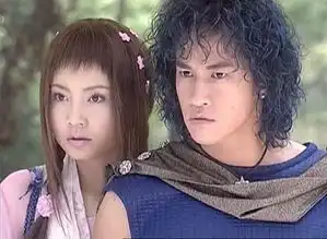 风云第二部,楚楚跟步惊云分了吗,因为我看见楚楚和另一个男的在一起