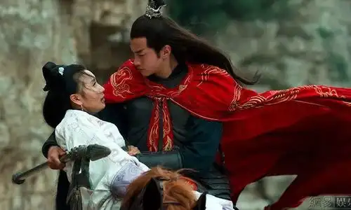 黄轩胡歌刘昊然钟汉良的翩翩风度,是谁在衬托