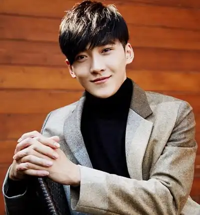 锦衣之下只带火任嘉伦谭松韵韩栋李亭哲沦为客串