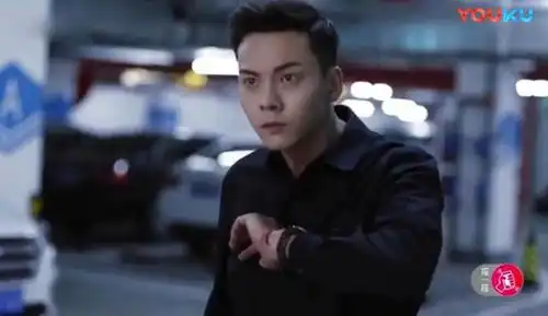 南方有乔木首播收视高,陈伟霆荷尔蒙爆屏,白百合吃太好发福
