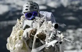 美国mk17特种部队战斗突击步枪,近战威力大