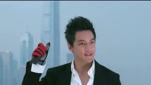 越是自负之人越是接受不了自己的失败
