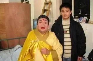 86版西游记罕见幕后照真假美猴王合影唐僧师徒喝可乐