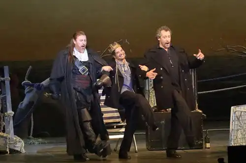 德国第一歌剧院驻场上海,上海大剧院总经理张笑丁送出41年前的礼物
