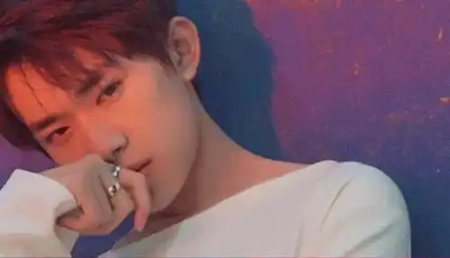 王源决定出国留学读音乐,他和王俊凯易烊千玺要分道扬镳了
